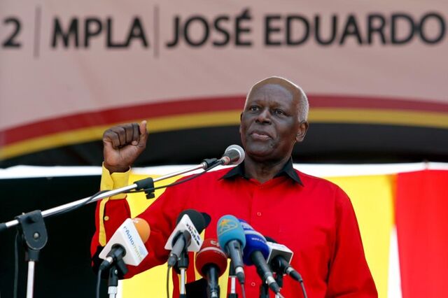 Análise: o dois em um de José Eduardo dos Santos