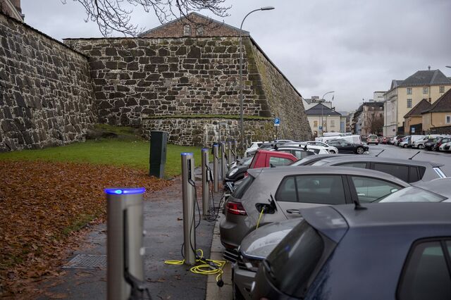 A revolução do carro eléctrico feita com dinheiro do petróleo