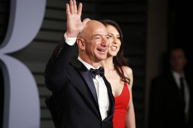 Jeff Bezos destrona Bill Gates como o mais rico dos EUA