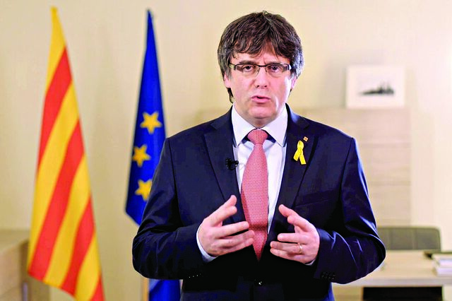 Parlamento Europeu levantou a imunidade a independentista catalão Puigdemont