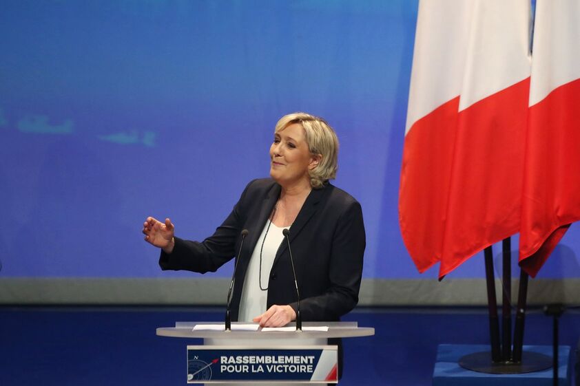 Marine le pen frente nacional uniao