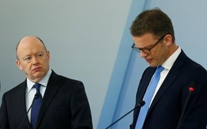 Deutsche Bank despede CEO
