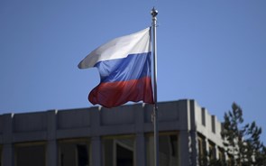 Universidades russas obrigadas a hastear a bandeira e cantar o hino