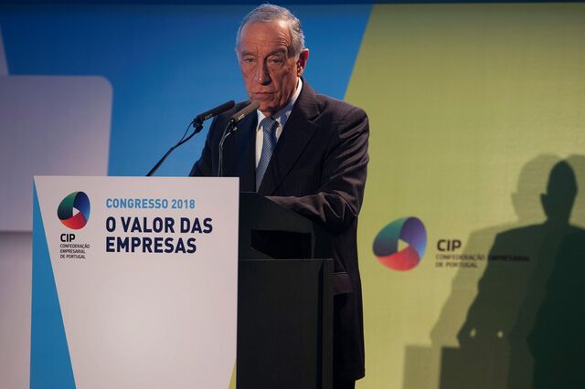 Marcelo: 'É fundamental que legislatura vá até ao fim e OE 2019 seja aprovado'