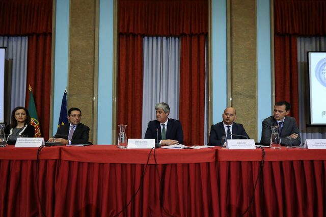 Governo promete nova redução de IRS… em 2021