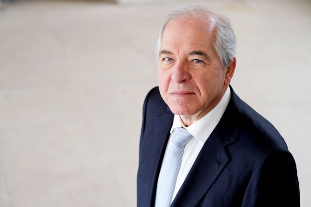 Silva Peneda: Se a esquerda disser não, PSD deve apoiar orçamento e impedir eleições 