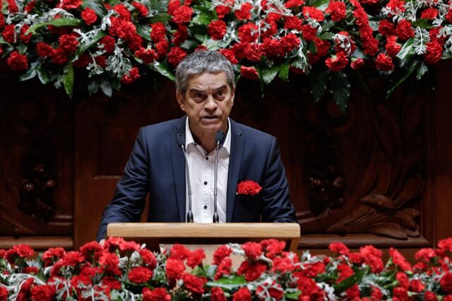 Os Verdes: 'Não somos todos défice'