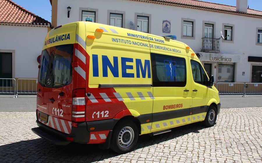 Ambulância INEM