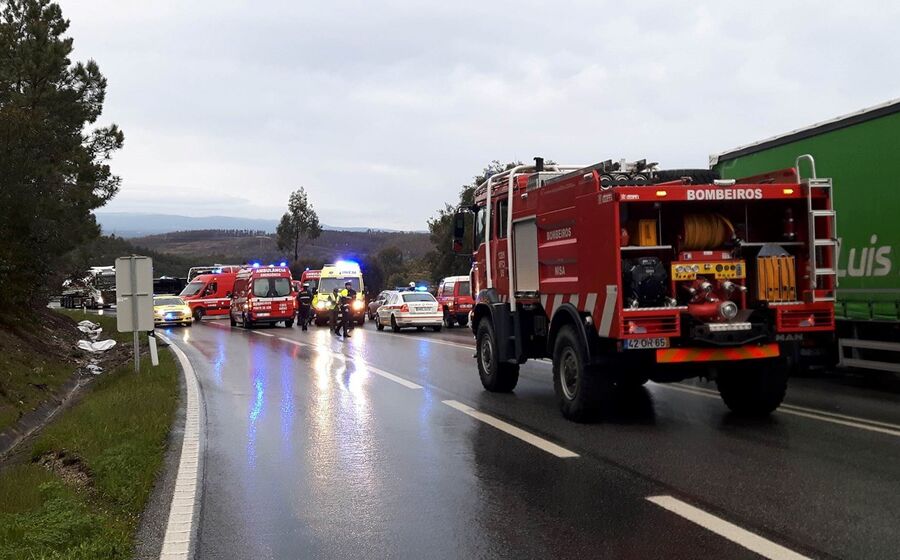 Acidente com autocarro em Nisa