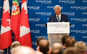 António Costa convida primeiro-ministro do Canadá a vir a Portugal