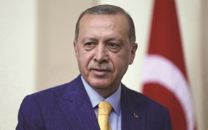 Líderes da União Europeia vão ponderar aplicar sanções à Turquia 