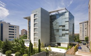 Sonae vai abrir primeira sede em Espanha e junta 400 colaboradores
