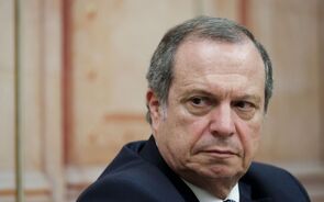 Carlos César