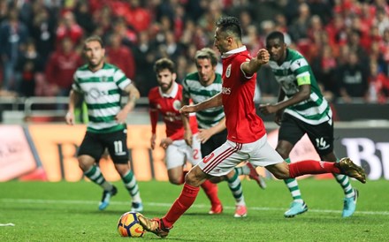 Sporting favorito no dérbi que pode valer 42,5 milhões ao Benfica