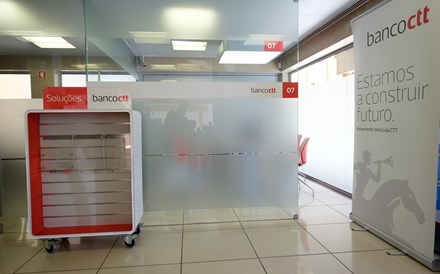Banco CTT “troca” com estrangeiros na liderança  das reclamações