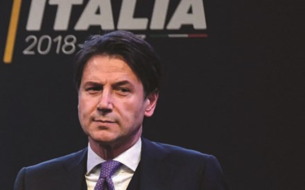 Mattarella recebe Conte. Liga espera “luz verde” para o primeiro-ministro