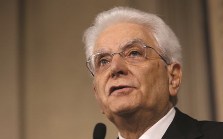 Mattarella dará tempo ao 5 Estrelas e ao Partido Democrata para negociarem acordo