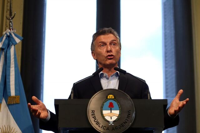 Argentina volta a pedir ajuda financeira ao FMI