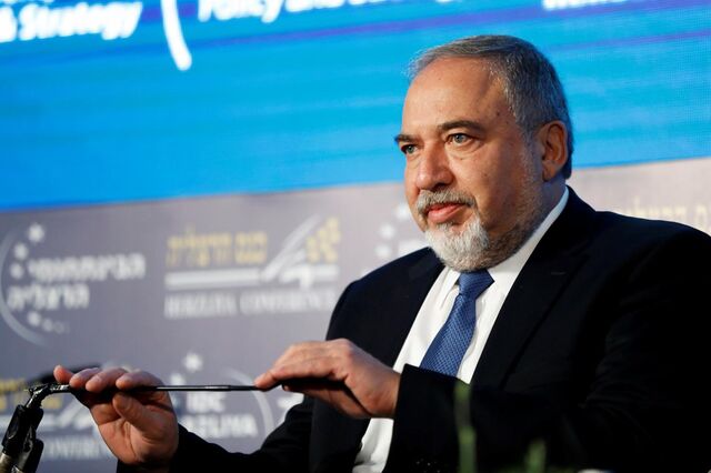 Israel declara que atingiu infra-estruturas iranianas na Síria   
