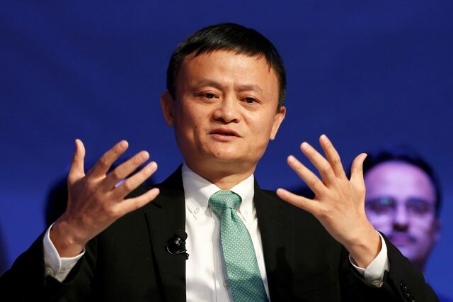 Alibaba despenha-se em bolsa com Pequim a apertar o cerco a Jack Ma