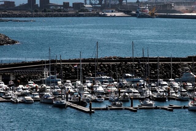 Novo terminal de Sines cria mil empregos e acaba com surf em São Torpes