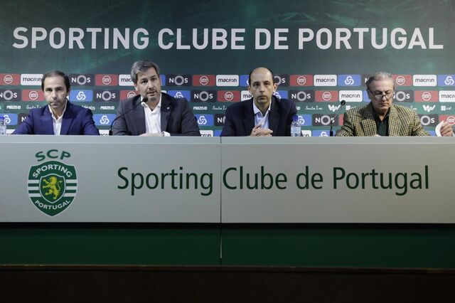 Falta uma demissão para a direcção do Sporting cair
