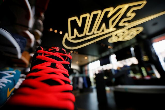 Nike, Adidas e mais 170 empresas pedem a Trump para não impor novas tarifas. 'Será catastrófico'