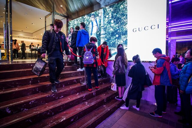 Gucci triunfa na China com jovens que gostam de esbanjar dinheiro   