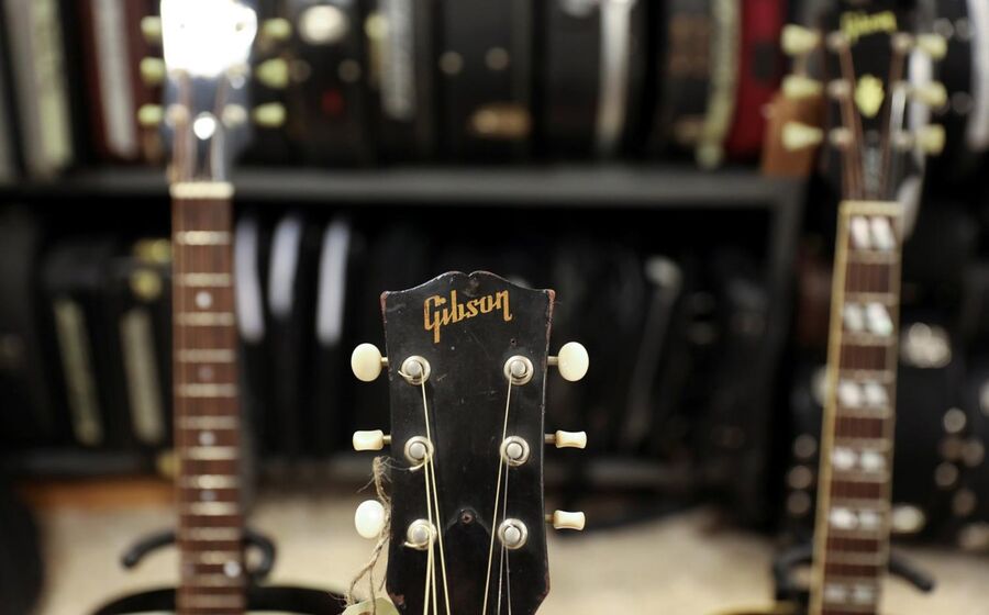 Gibson