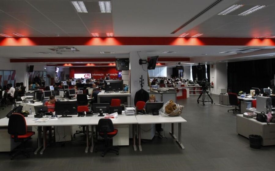 Cofina, CMVM, economia, negócios e finanças, Comissão do Mercado de Valores Mobiliários, Correio da Manhã, Jornal de Negócios