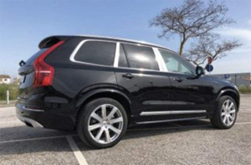 Volvo XC90 T8 Excellence interior.mp4