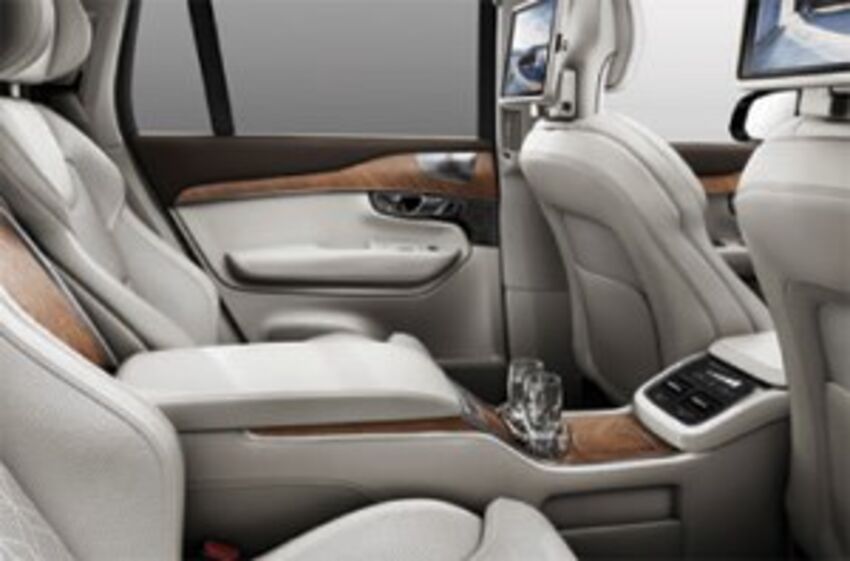 Volvo XC90 T8 Excellence interior.mp4
