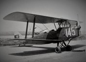 Em 1938 começa a ser fabricada a aeronave “Tiger Moth”