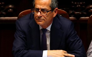 Ministro italiano das Finanças garante que não há vontade de sair do euro