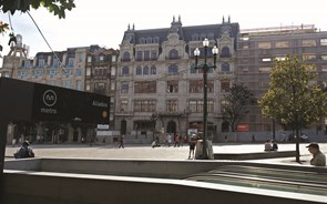 Hotel Porto Monumental vendido por Mário Ferreira abre a 1 de Novembro