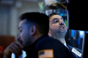 Bruxaria mexeu com Wall Street e só o Dow Jones resistiu. Mas houve uns pozinhos das tecnologias