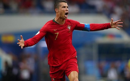 Cristiano Ronaldo muda império empresarial para Portugal