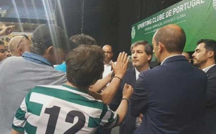 Bruno de Carvalho explica os motivos que o levam a impugnar a AG