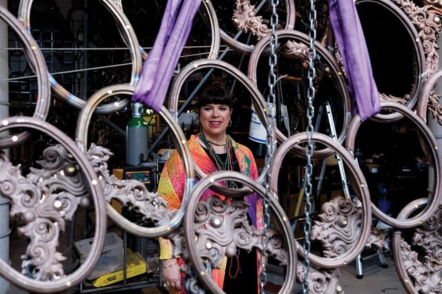 Joana Vasconcelos: Nós, artistas, no fundo, somos uma espécie de “snipers” do país