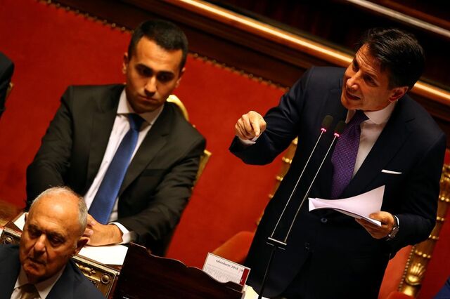 Juros de Itália voltam a disparar com discurso populista de Conte