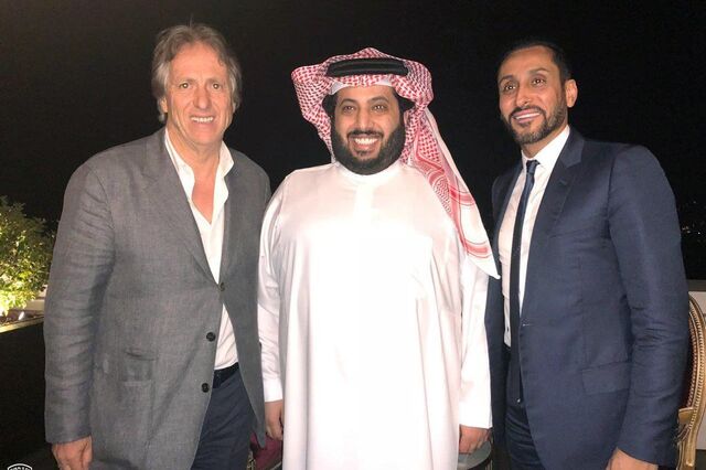 Jorge Jesus assinou pelo Al-Hilal e já não é treinador do Sporting