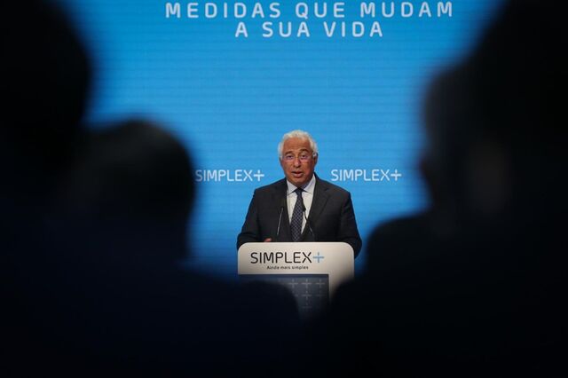 'Levo o cartão do Luís de Matos para o ministro das Finanças'