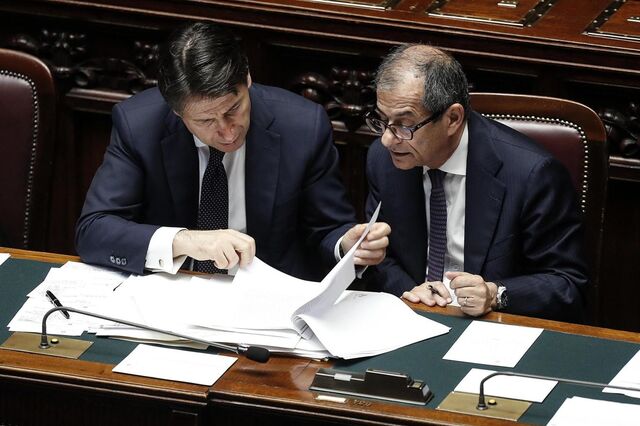Promessa italiana de 'fidelidade' ao euro afunda juros e anima bolsas