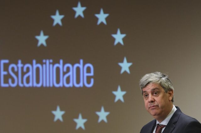 Serviços têm de justificar estagnação de receita