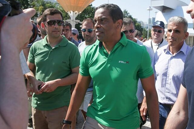 Álvaro Sobrinho: 'Estive 45 minutos na fila e o Bruno de Carvalho entrou pela garagem'