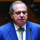 Carlos César
