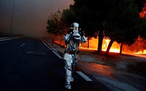 Incêndios na Grécia: Número de mortos sobe para 74