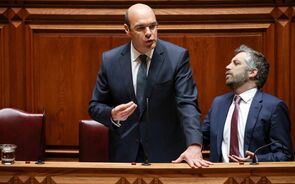 Siza Vieira diz que alternativa à geringonça é recuar nos direitos