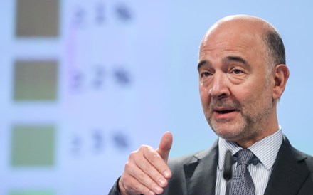 Moscovici responde a Costa: 'Ficarei satisfeito se puder tweetar outra vez'