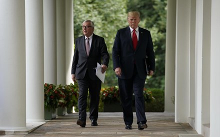 Trump e Juncker afastam cenário de guerra comercial. 'É um grande dia' 